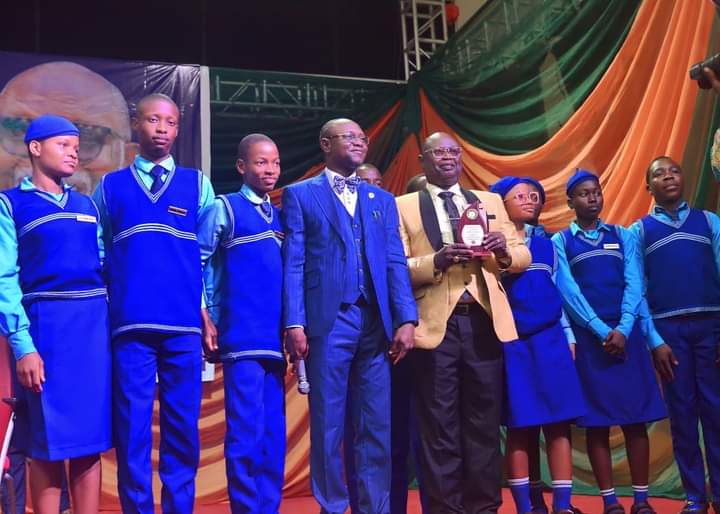 Mr. Adeniyi Oluyide Gets State Recognition For His Dexterity